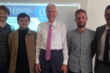 Le Professeur Mackaay et les doctorants du CDS